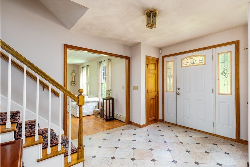 10 Lamplight Circle Natick, MA 01760 - Photo 8 of 34