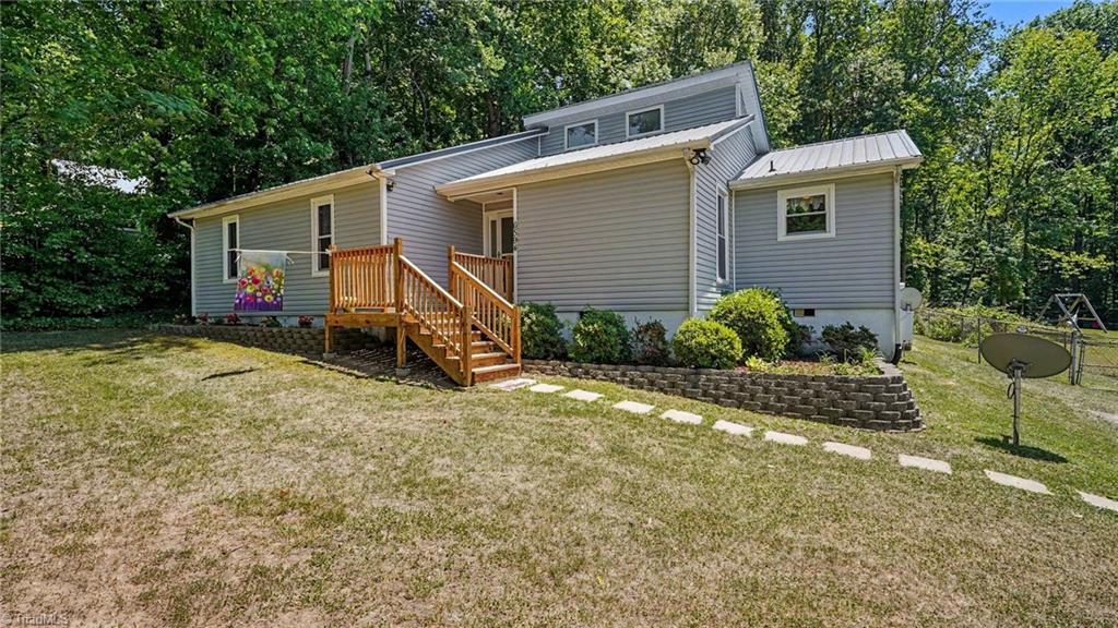 6594 Riverwood Road Walkertown, NC 27051 - Photo 1 of 30