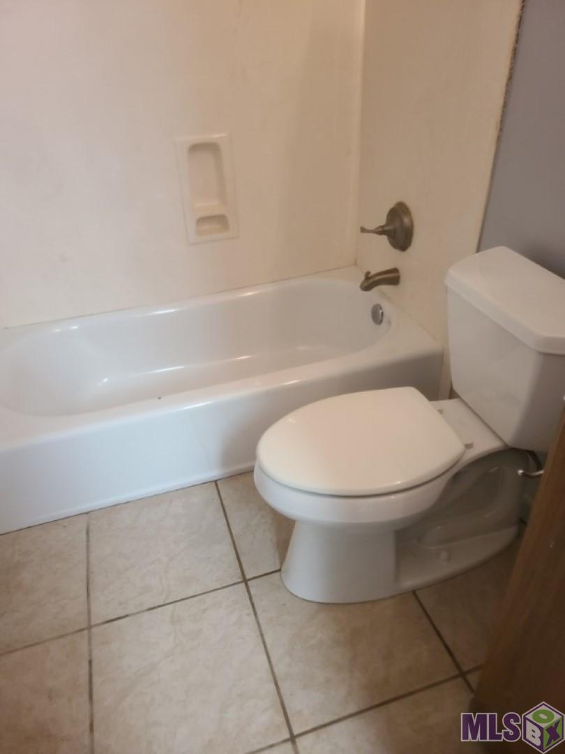 1146 West Chimes Street, Unit 3 Baton Rouge, LA 70802 - Photo 14 of 16