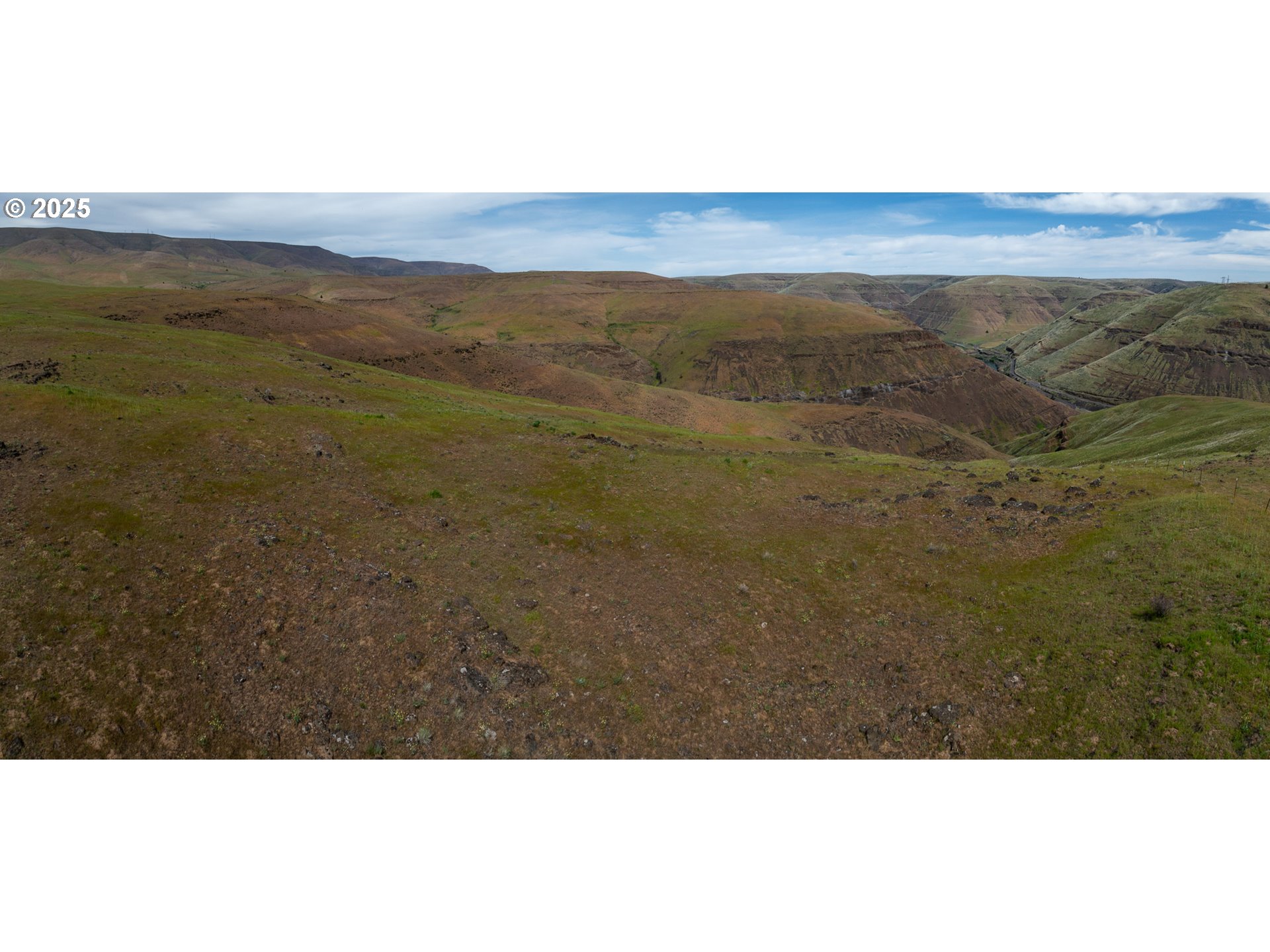 Sand Road Tygh Valley, OR 97063 - Photo 9 of 14 a view of an ocean