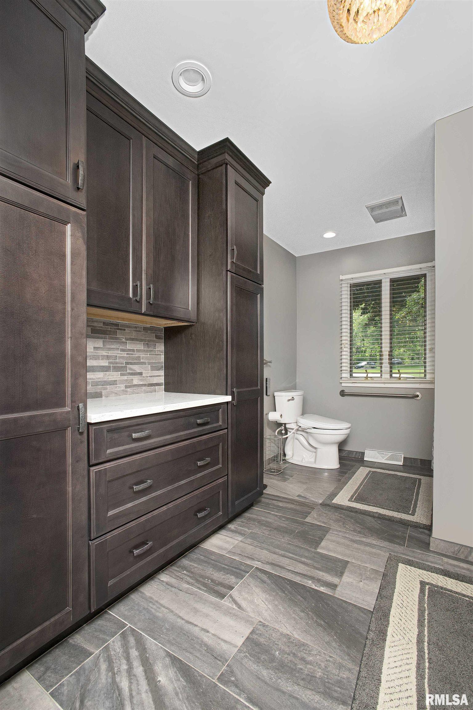 15812 Rte 84 North East Moline, IL 61244 - Photo 42 of 52 Gallery Image 42