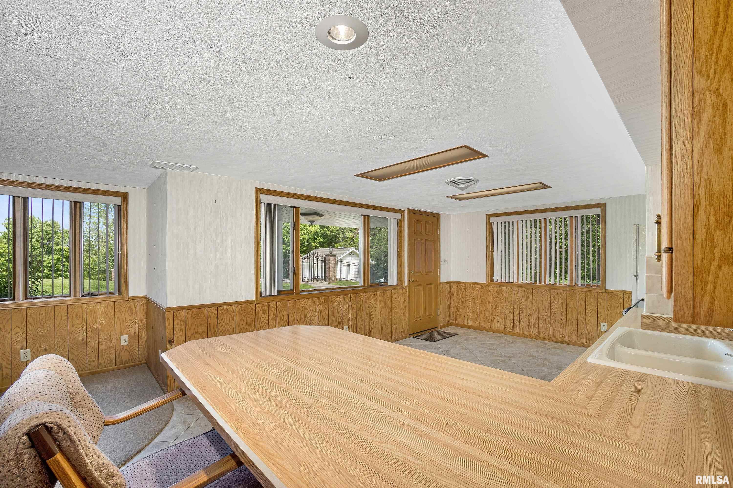 15812 Rte 84 North East Moline, IL 61244 - Photo 44 of 52 Gallery Image 44