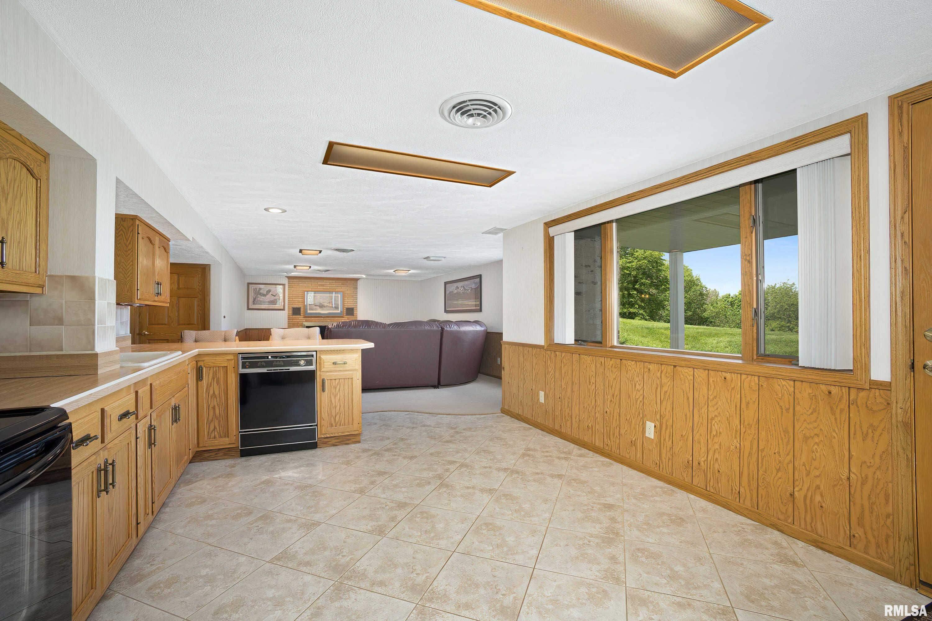 15812 Rte 84 North East Moline, IL 61244 - Photo 46 of 52 Gallery Image 46
