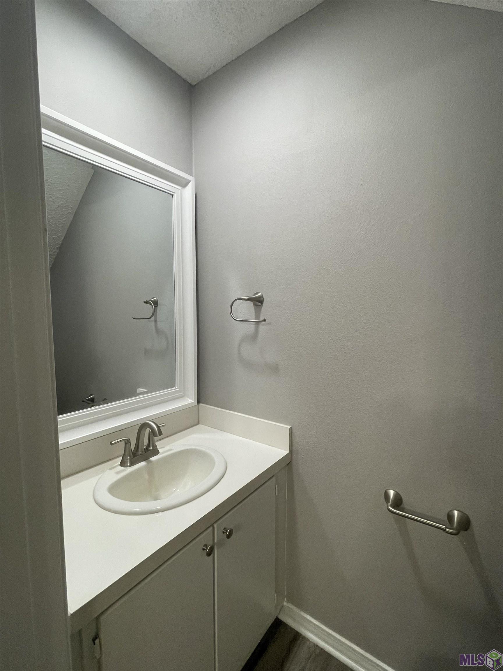 2715 South Roth Avenue, Unit D Gonzales, LA 70737 - Photo 6 of 16