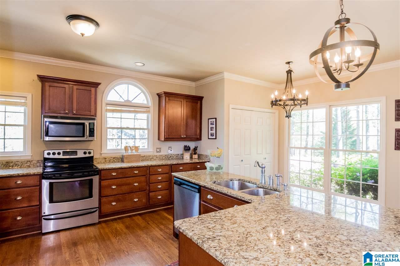 177 Maple Trace Birmingham, AL 35244 - Photo 4 of 31
