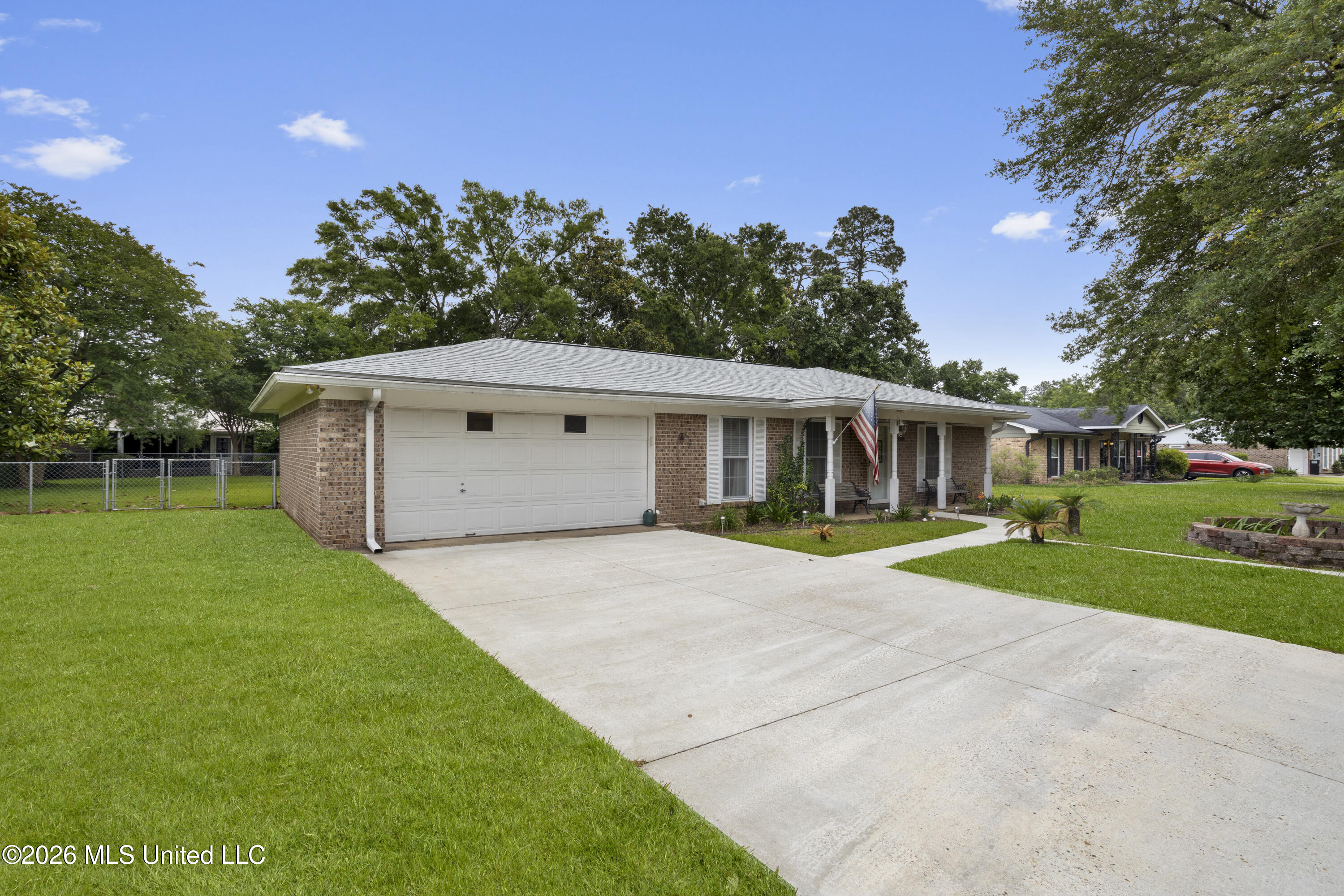 3412 Nottingham Road Ocean Springs, MS 39564 - Photo 3 of 24 00003