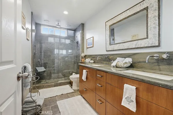 $2,085,000 | 27451 Almendra, Mission Viejo, CA 92691