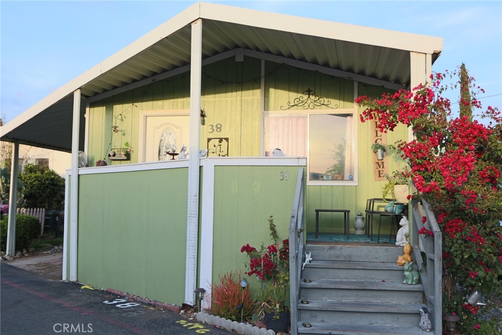 18540 Soledad Canyon Road, Unit 38 Canyon Country, CA 91351 - Photo 1 of 43