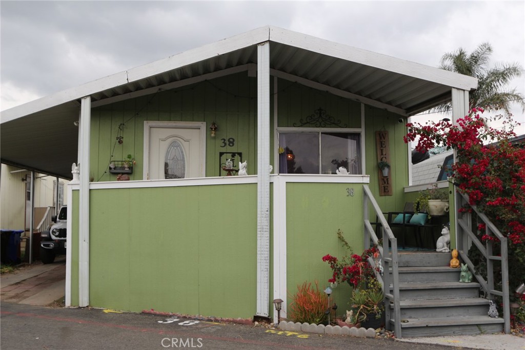 18540 Soledad Canyon Road, Unit 38 Canyon Country, CA 91351 - Photo 32 of 43