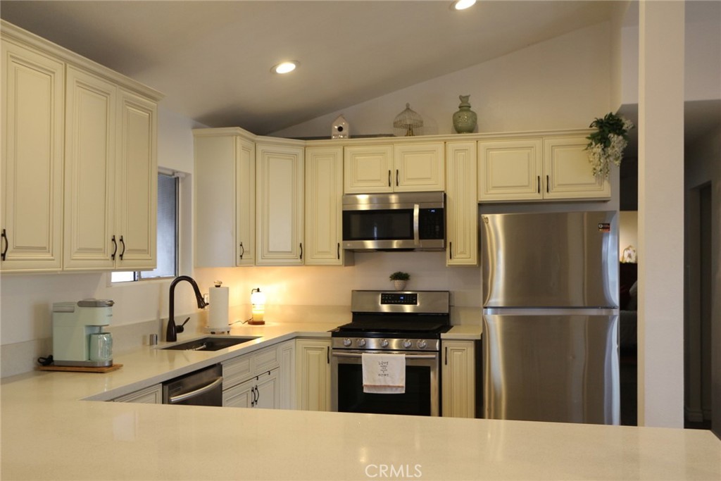 18540 Soledad Canyon Road, Unit 38 Canyon Country, CA 91351 - Photo 3 of 43 Remodeled Kitchen