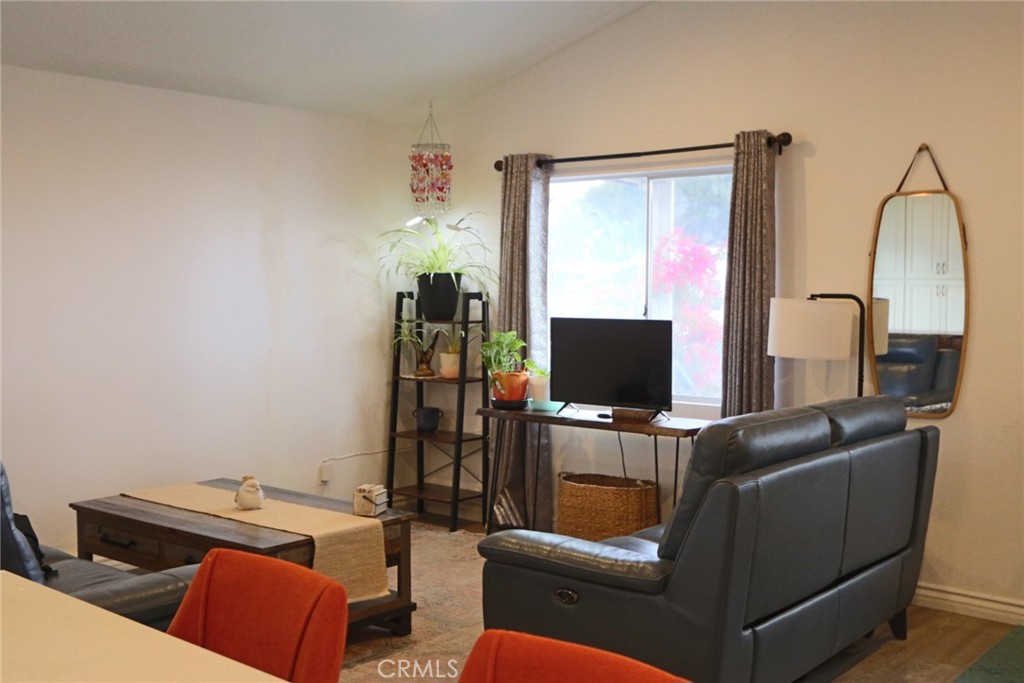 18540 Soledad Canyon Road, Unit 38 Canyon Country, CA 91351 - Photo 8 of 43 Living Room