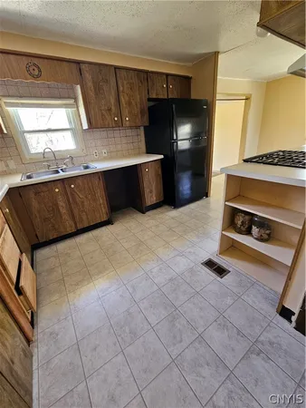 $1,800 | 9193 Highway 11, Lorraine, NY 13605