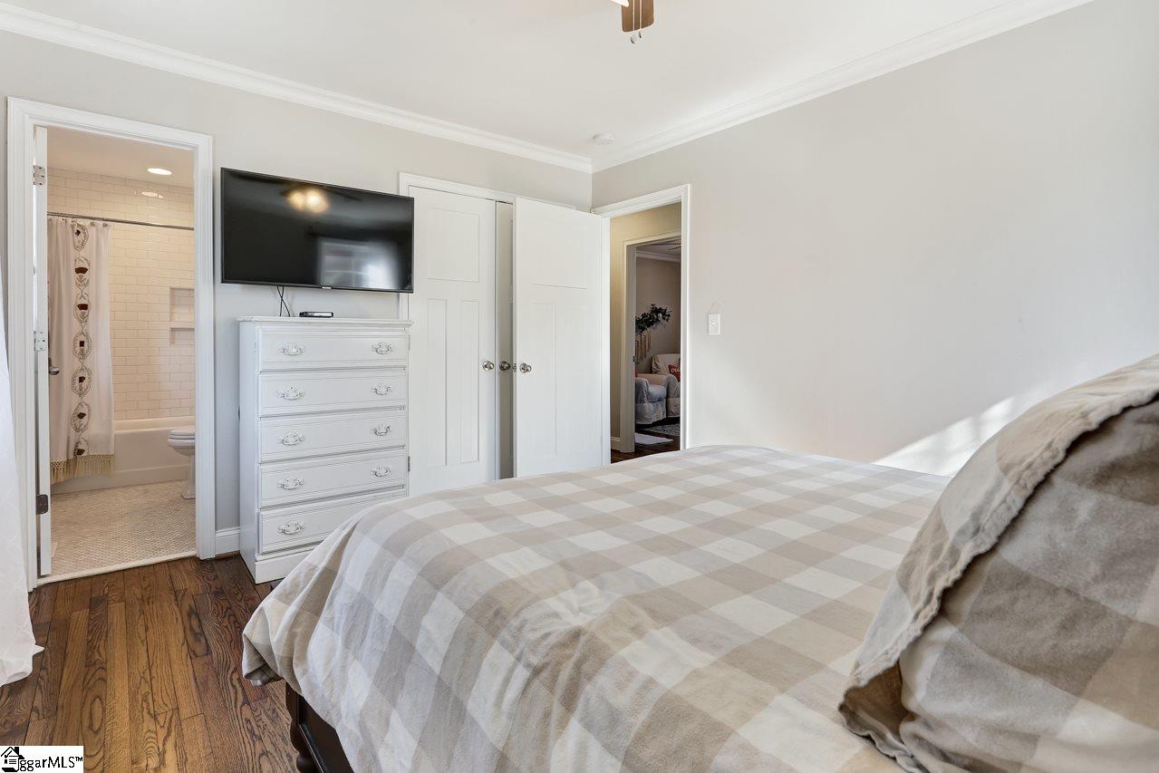 326 Parkins Mill Road Greenville, SC 29607 - Photo 14 of 28