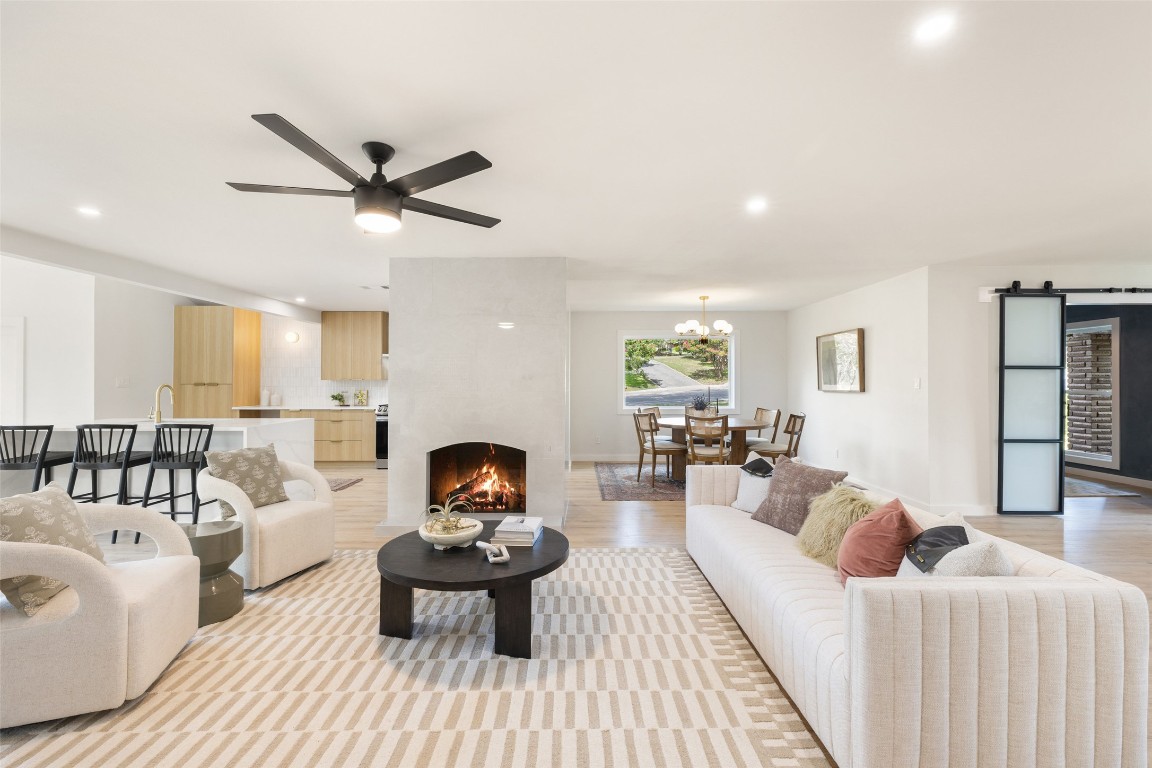 6809 Willamette Drive Austin, TX 78723 - Photo 11 of 40