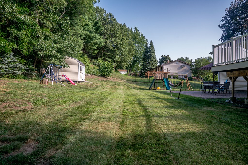 19 Donegal Road Peabody, MA 01960 - Photo 5 of 24 Gallery Image 5
