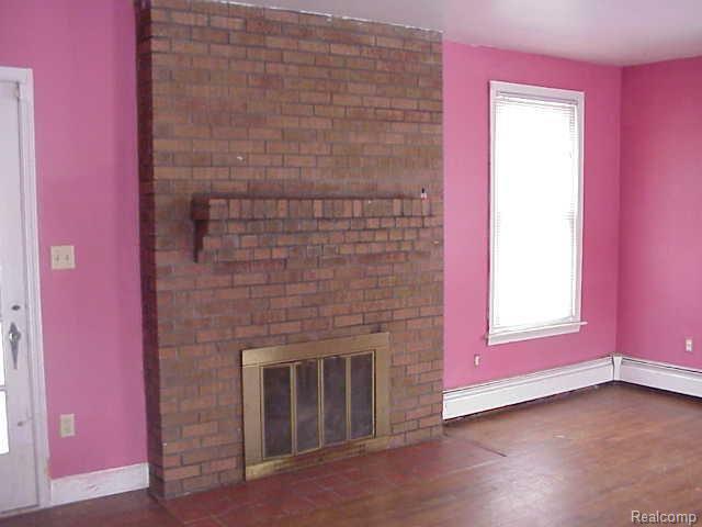 24624 Berg Road Southfield, MI 48033 - Photo 2 of 6 Living Room w/Fireplace