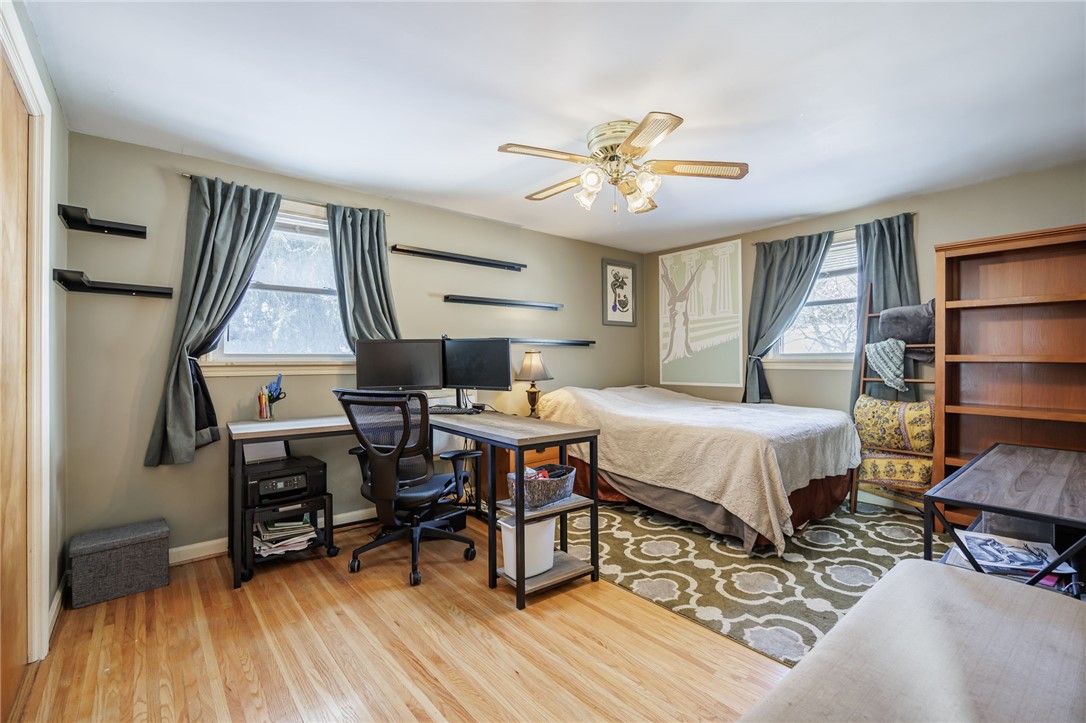 121 Wyndham Road Irondequoit, NY 14609 - Photo 22 of 34