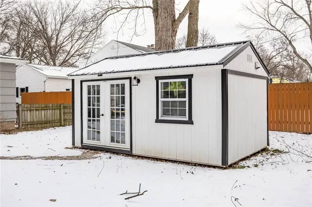 $280,000 | 121 Wyndham Road, Irondequoit, NY 14609