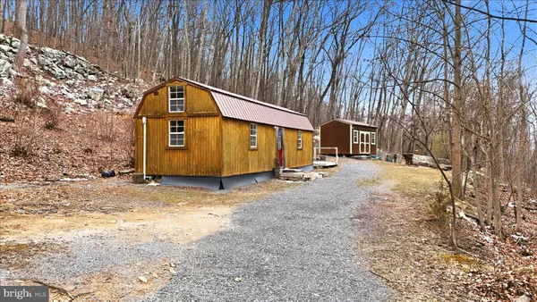 $80,000 | 117 Roberts Lane, Great Cacapon, WV 25422