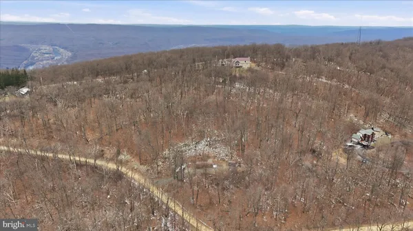 $80,000 | 117 Roberts Lane, Great Cacapon, WV 25422