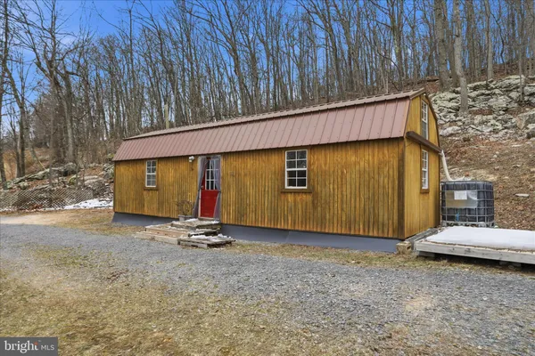 $80,000 | 117 Roberts Lane, Great Cacapon, WV 25422