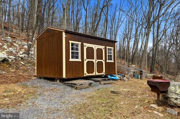 $80,000 | 117 Roberts Lane, Great Cacapon, WV 25422