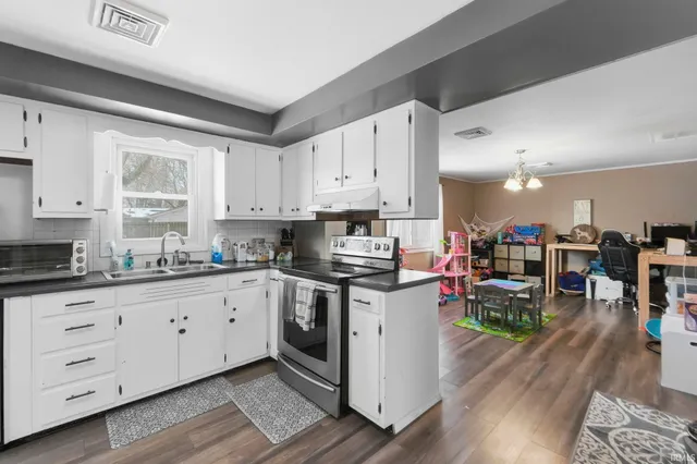 $189,900 | 1542 Tartan Lane, New Haven, IN 46774