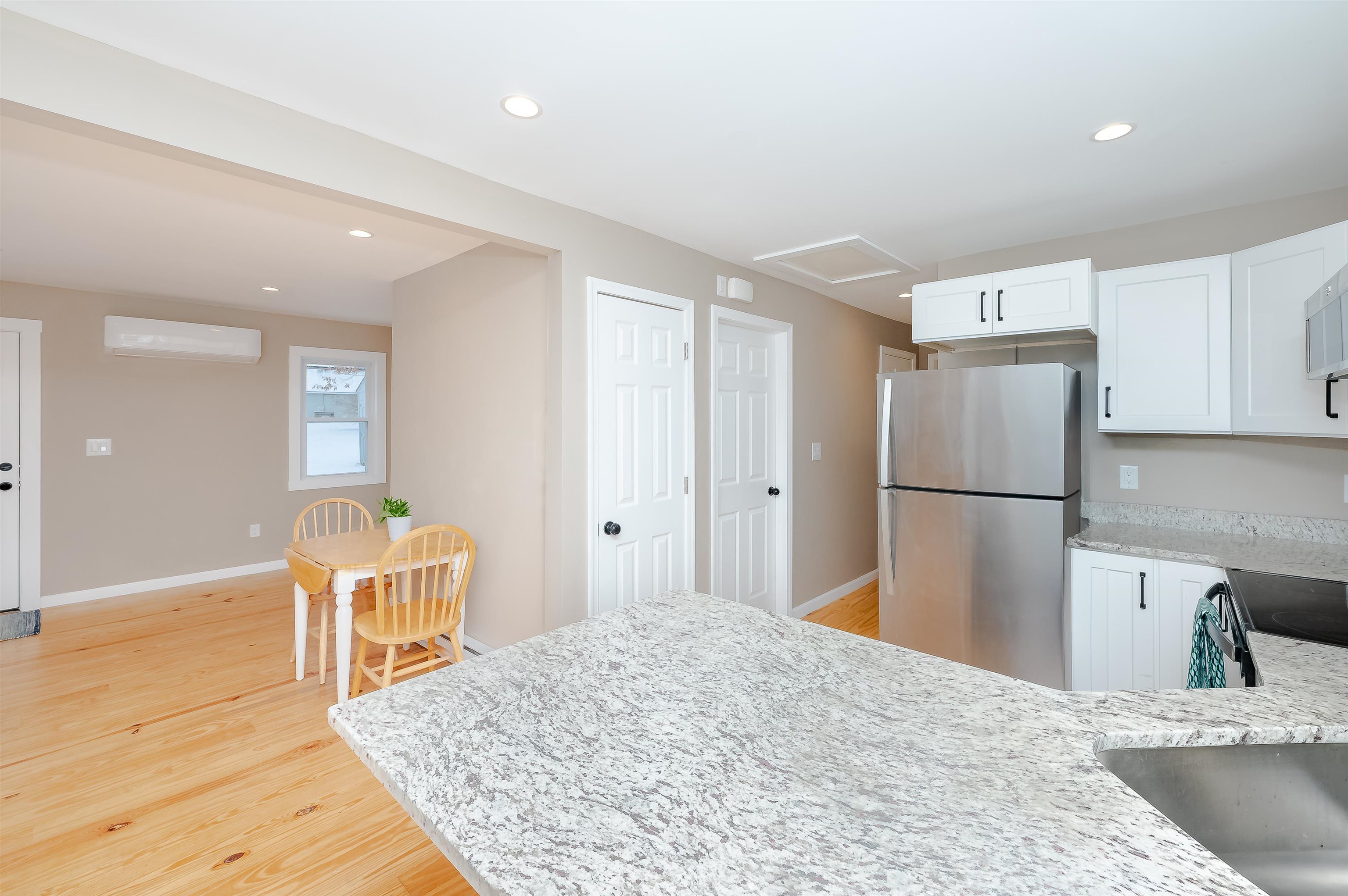 104 A Chestnut Hill Road Rochester, NH 03867 - Photo 6 of 31