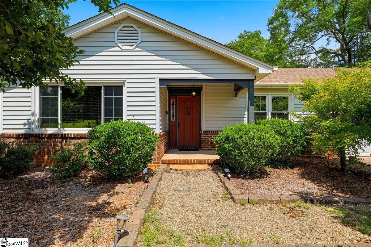 3184 Highway 14 Greer, SC 29651 - Photo 4 of 48