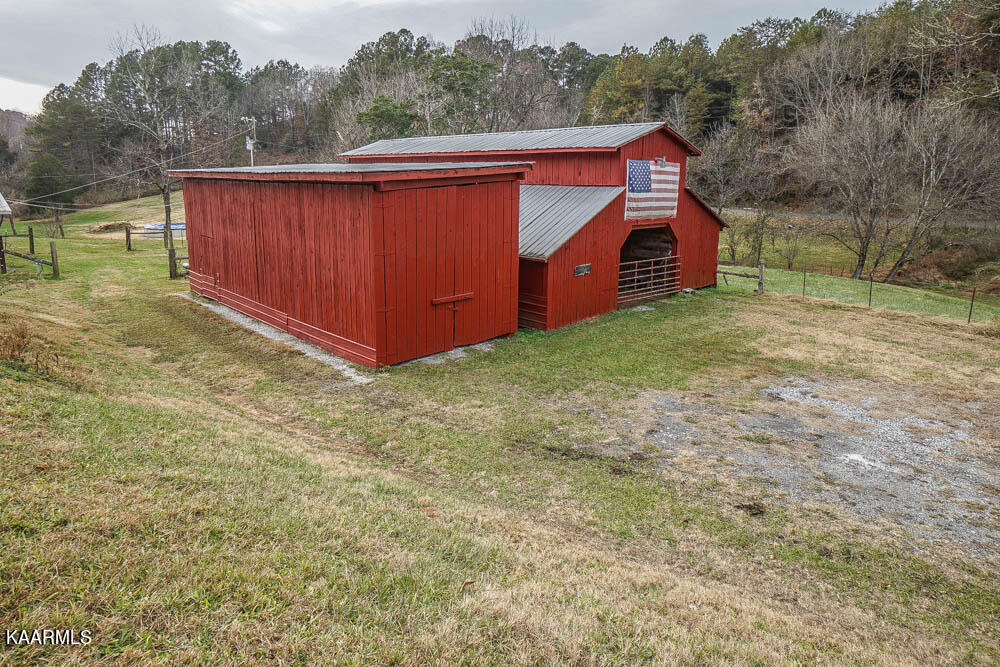 1056 Marble Hill Road Greenback, TN 37742 - Photo 17 of 60 DSC00561