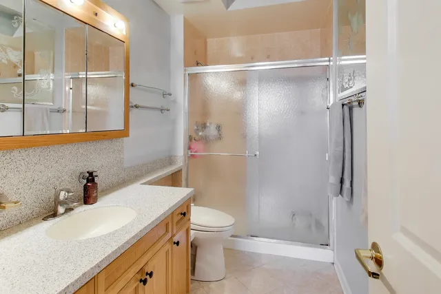 $375,000 | 6815 North Milwaukee Avenue, Unit 707, Niles, IL 60714