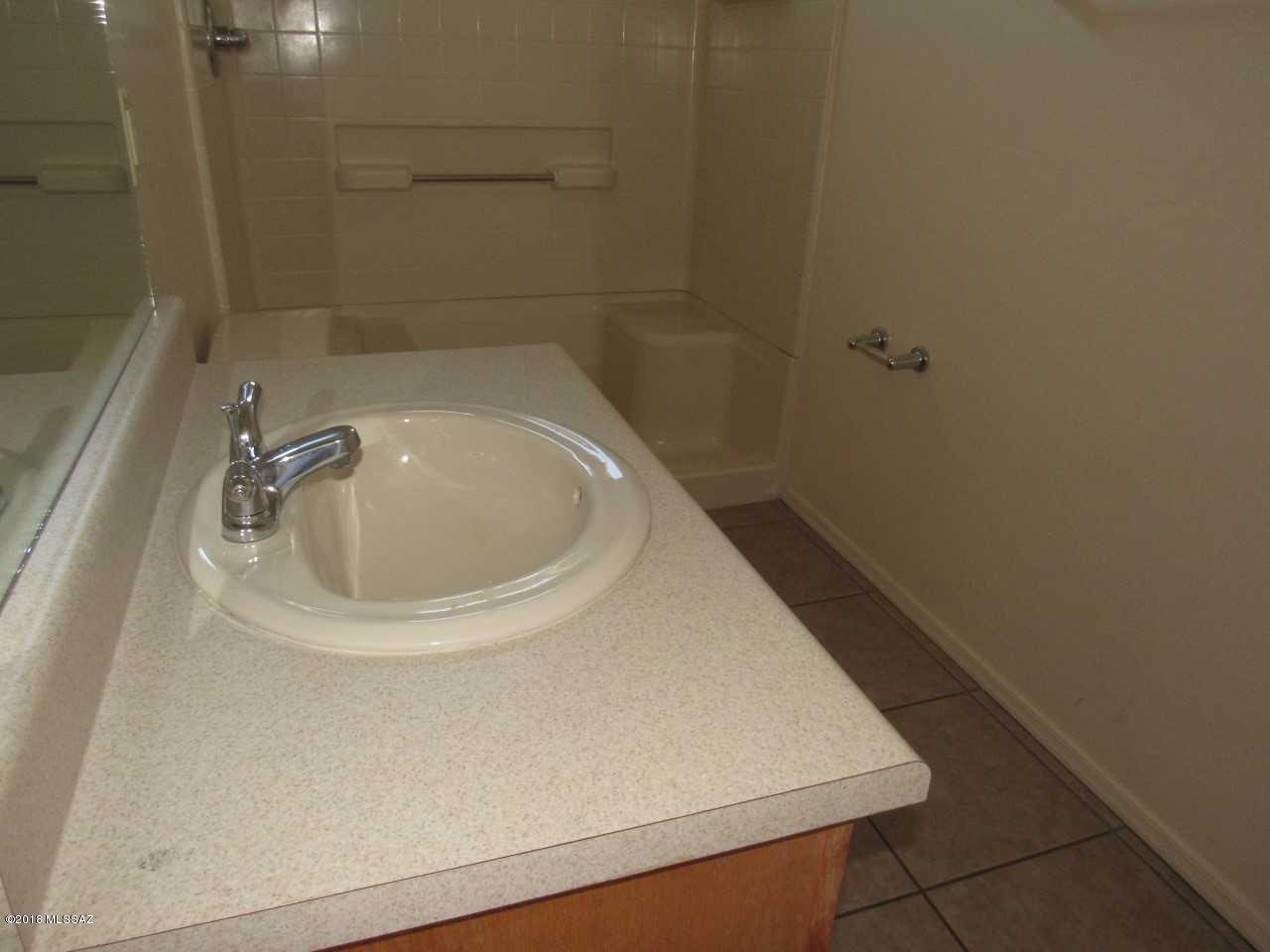 943 Circulo Tumbleweed Rio Rico, AZ 85648 - Photo 37 of 44