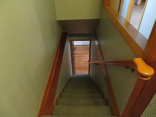 $2,150 | 344 Tarkiln Hill Road, Unit 1, New Bedford, MA 02745