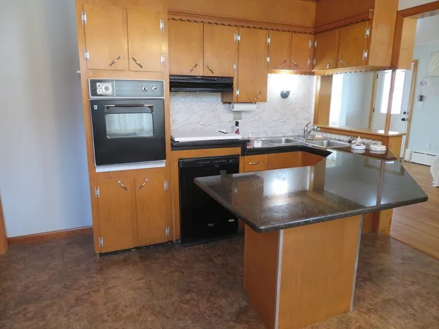 $2,150 | 344 Tarkiln Hill Road, Unit 1, New Bedford, MA 02745