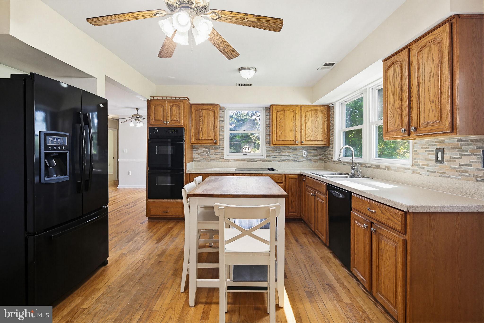 2621 Braddock Road Mount Airy, MD 21771 - Photo 18 of 56