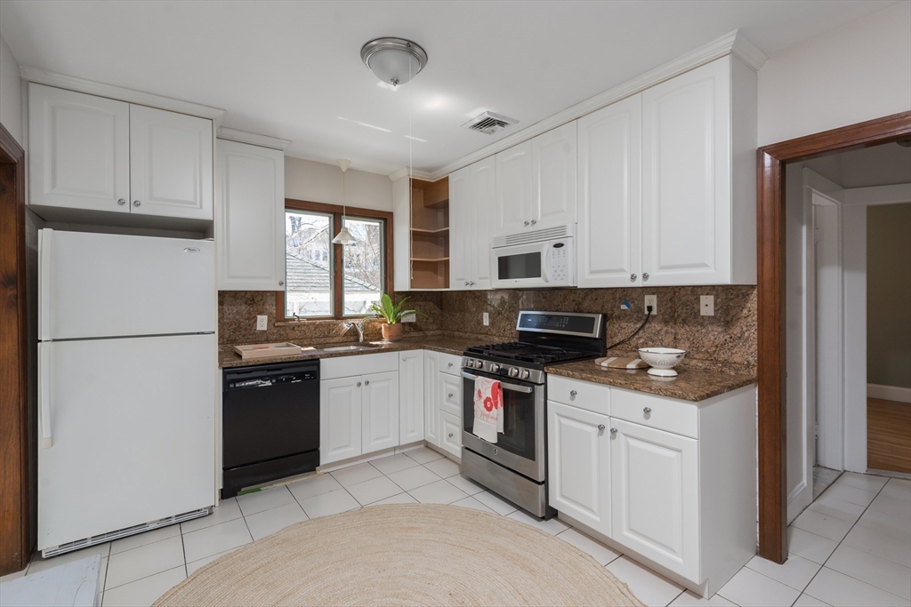 15 Eugenia Road Boston, MA 02131 - Photo 16 of 32 Gallery Image 16
