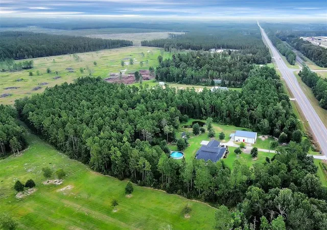 $665,000 | 3331 Highway 12, Dequincy, LA 70633