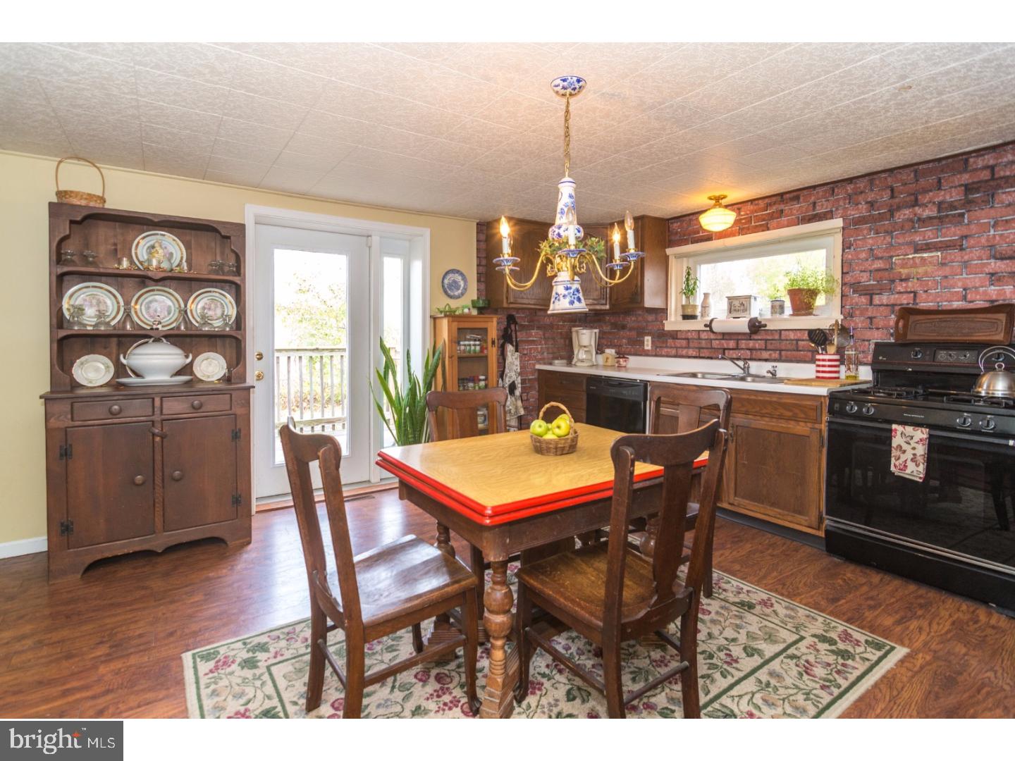 819 Old Bethlehem Road Perkasie, PA 18944 - Photo 12 of 25
