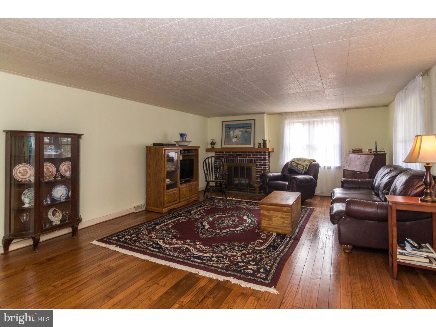 819 Old Bethlehem Road Perkasie, PA 18944 - Photo 16 of 25