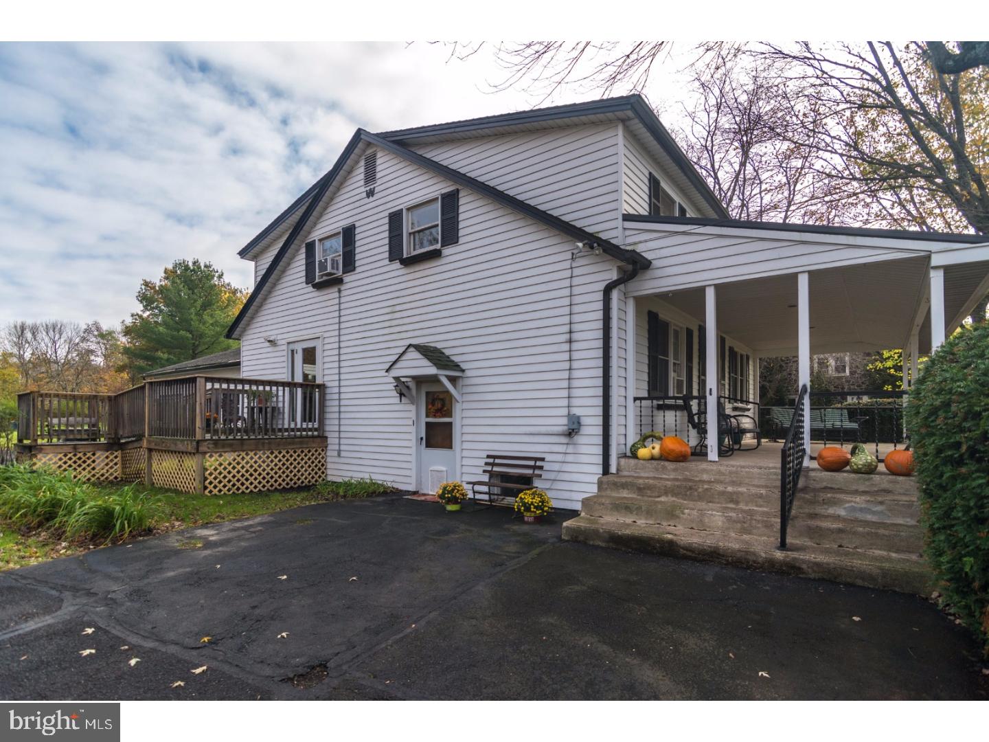 819 Old Bethlehem Road Perkasie, PA 18944 - Photo 8 of 25