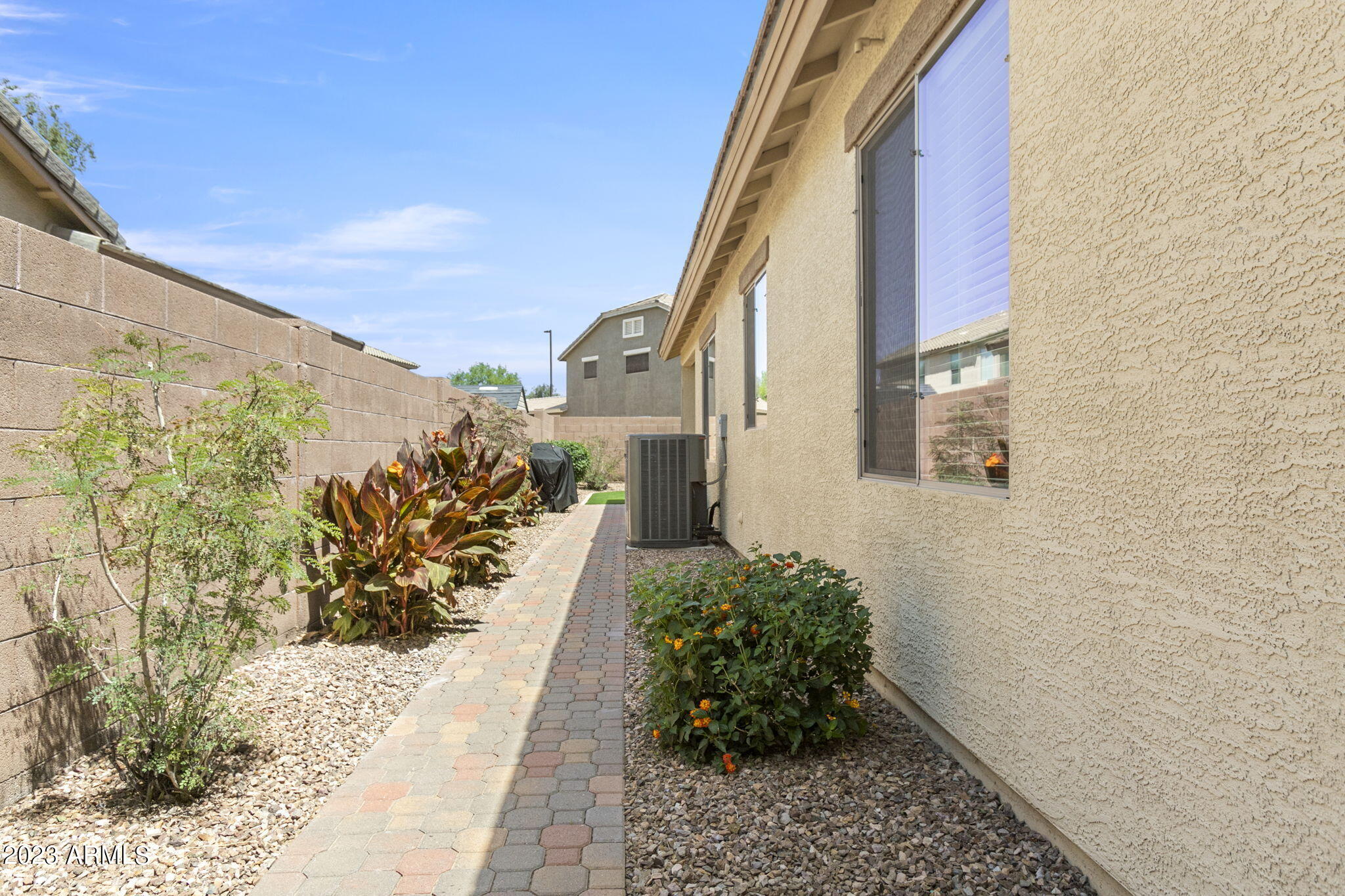 4560 East Murrieta Road Gilbert, AZ 85297 - Photo 36 of 47 Side Yard