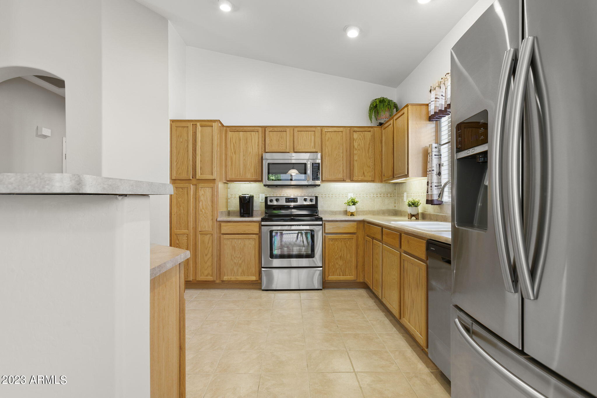 4560 East Murrieta Road Gilbert, AZ 85297 - Photo 10 of 47 Kitchen