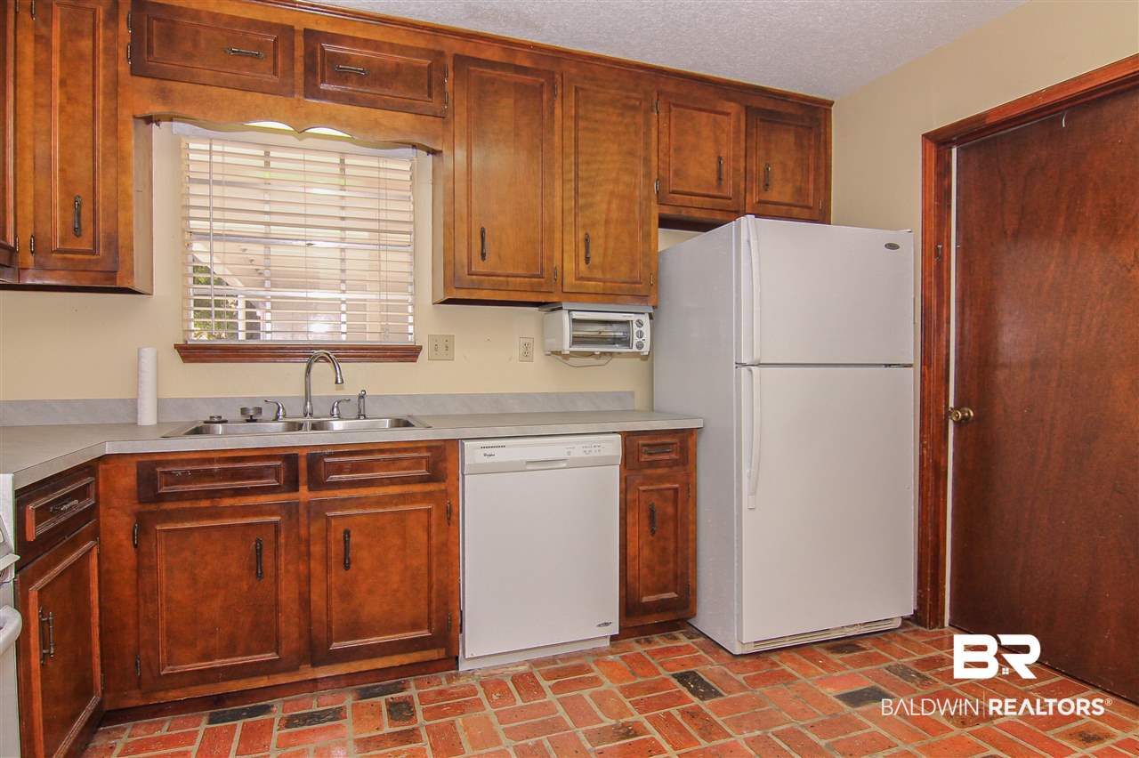 2528 Coachman Court Mobile, AL 36695 - Photo 11 of 30