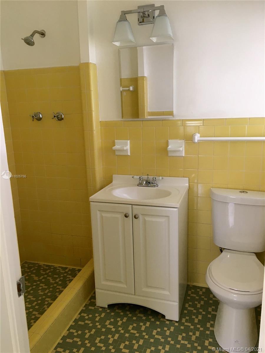 379 Gulf Road Key Biscayne, FL 33149 - Photo 9 of 15