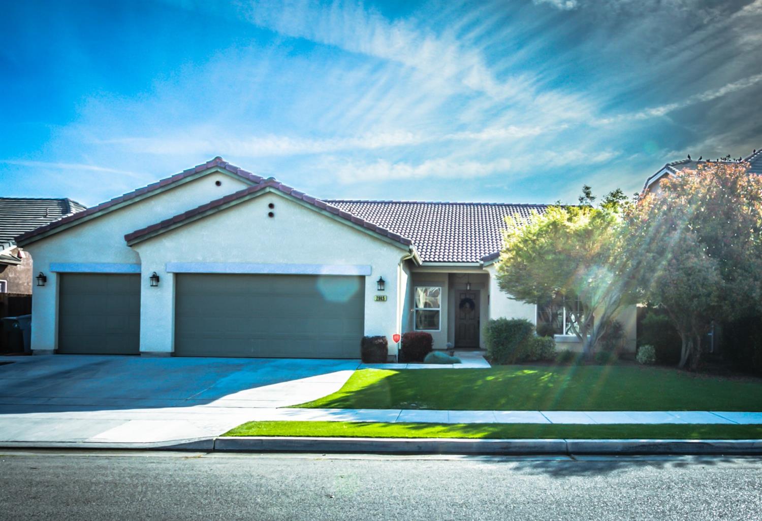 2945 Maine Avenue Clovis, CA 93619 - Photo 1 of 15