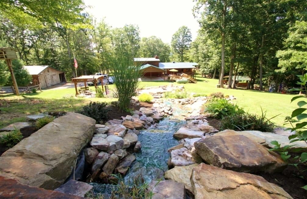 537 Westling Ridge Road Crawley, WV 24931 - Photo 4 of 100 Gallery Image 4
