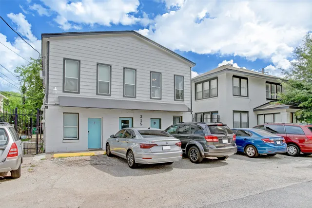 $900 | 215 Hyde Park Boulevard, Unit A, Houston, TX 77006