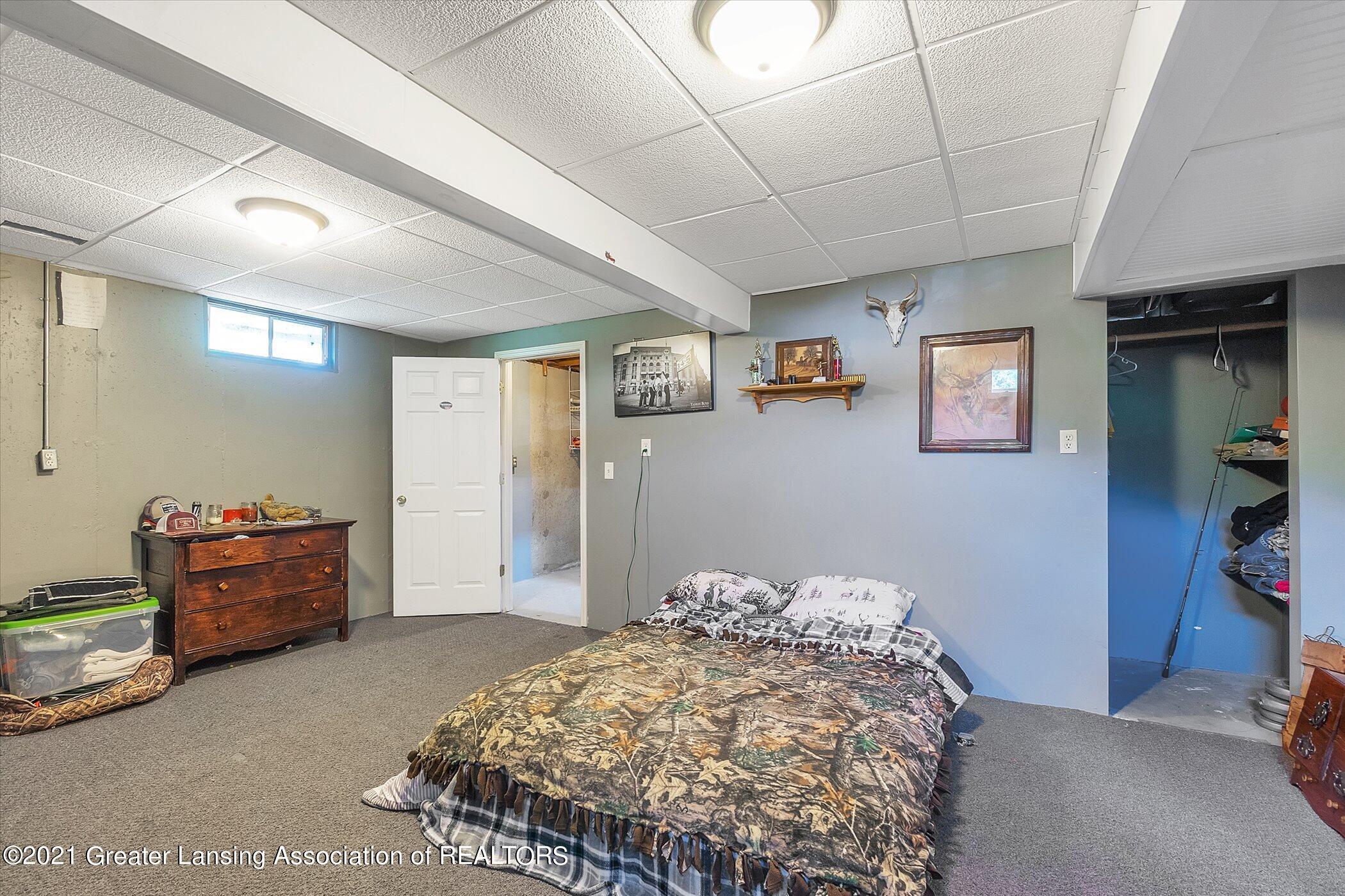 9725 East Kinley Road Ovid, MI 48866 - Photo 20 of 37 20-9725 Kinley Rd-Windowstill Real Estat