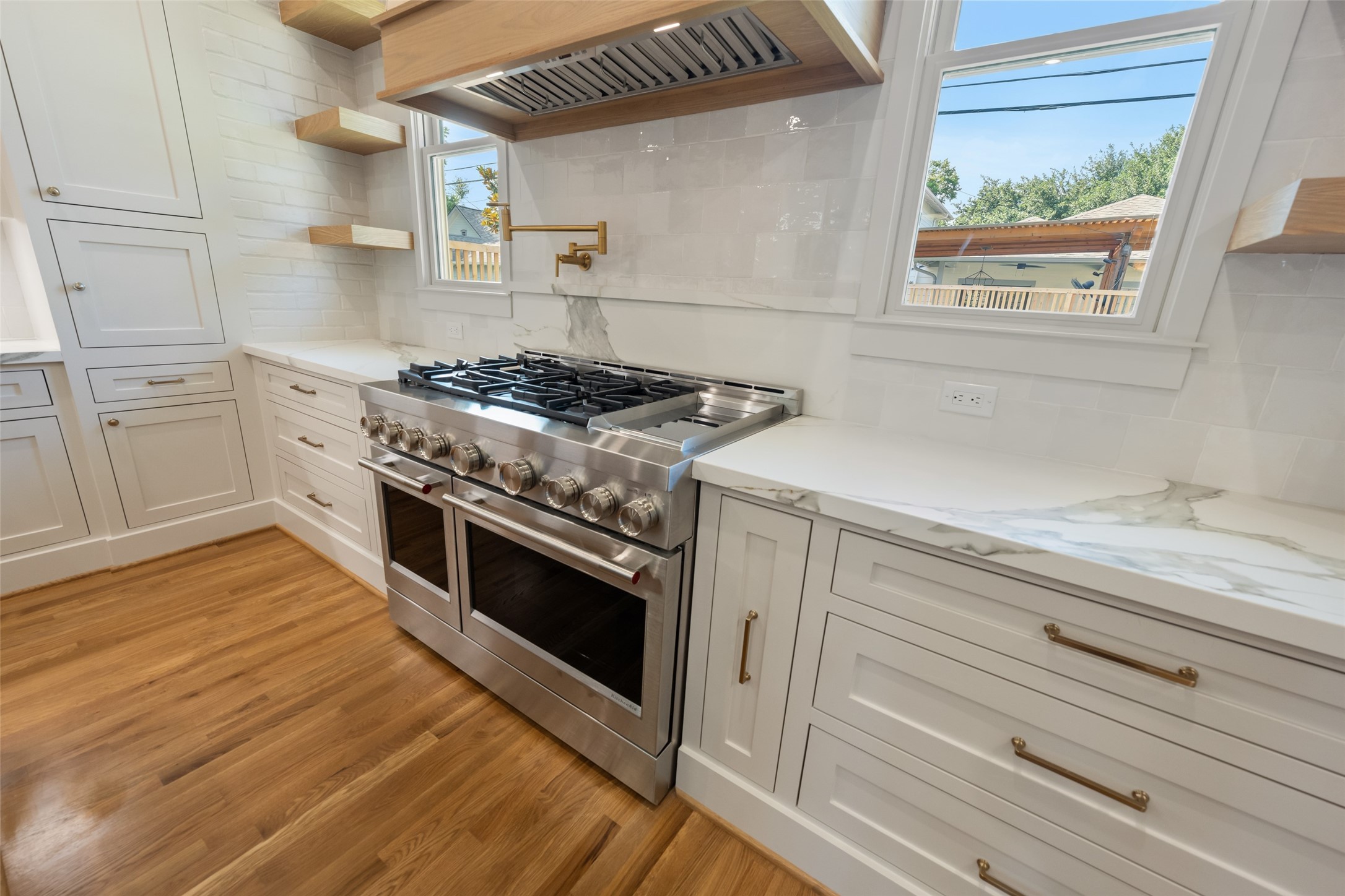 826 Ralfallen Street Houston, TX 77008 - Photo 12 of 32