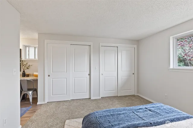 $320,000 | 328 9th Avenue Southeast, Unit D5, Puyallup, WA 98372